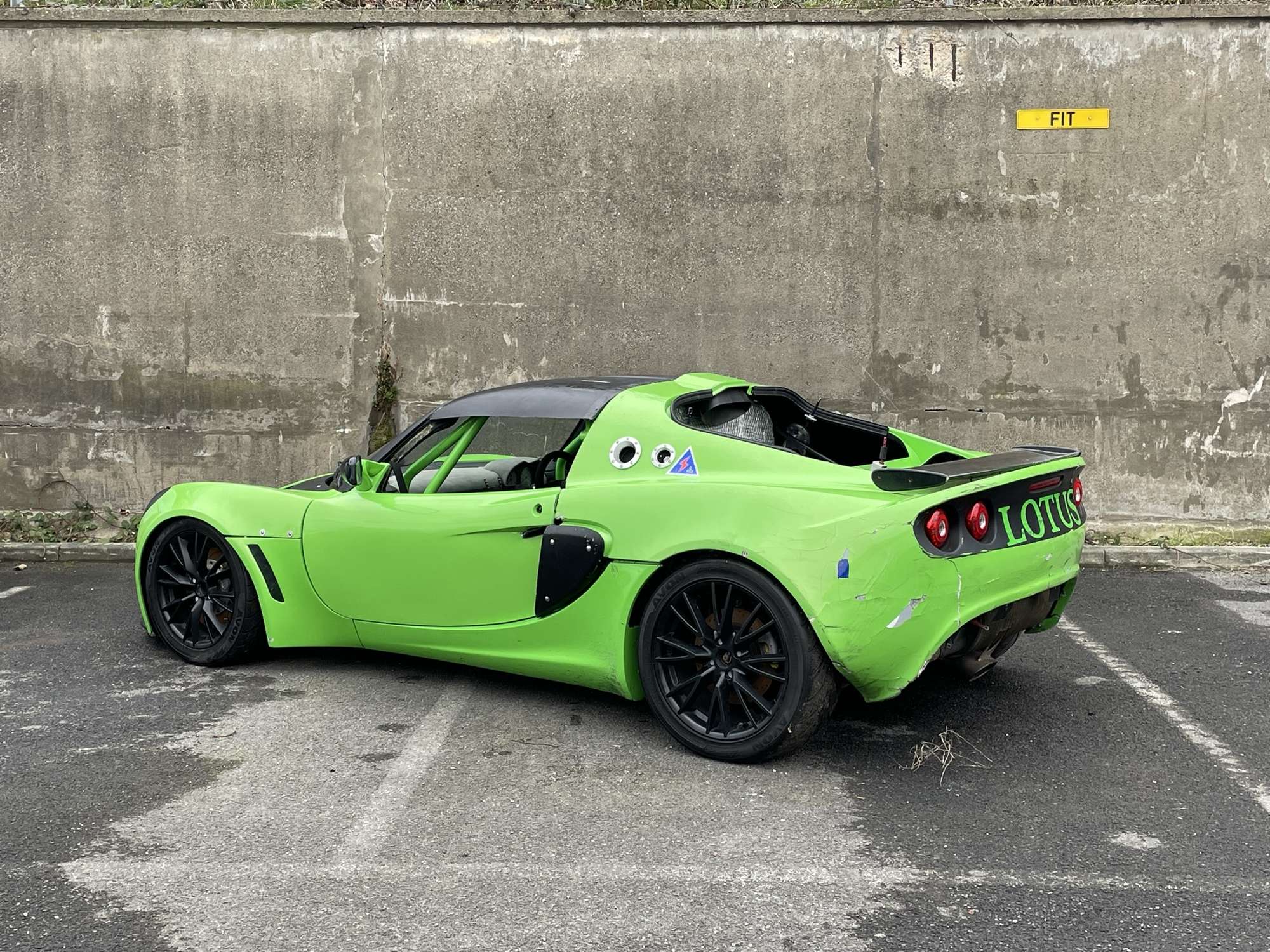 Classic Car Auctions | 2006 Lotus Elise Race Car Project-Sold