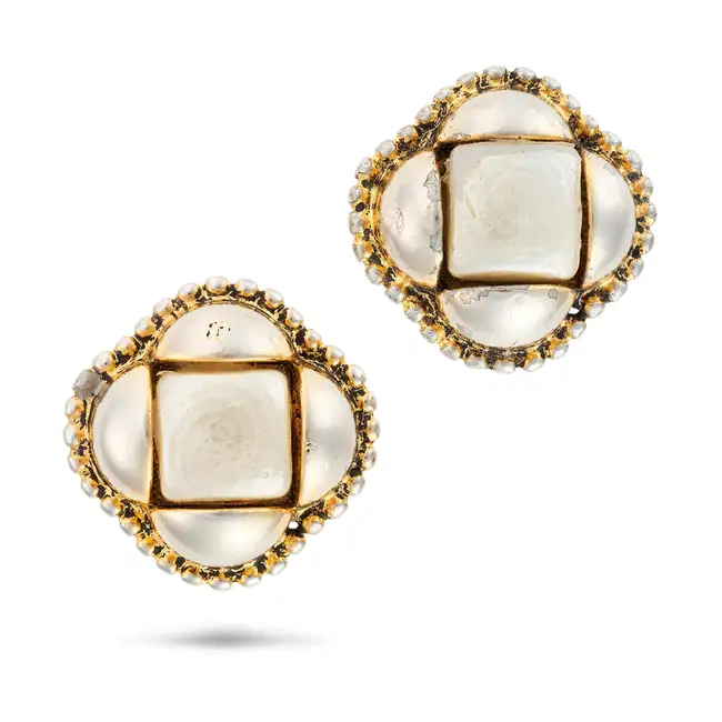 CHANEL, A PAIR OF VINTAGE FAUX PEARL CLIP EARRINGS each comprising a square faux pearl in a silver