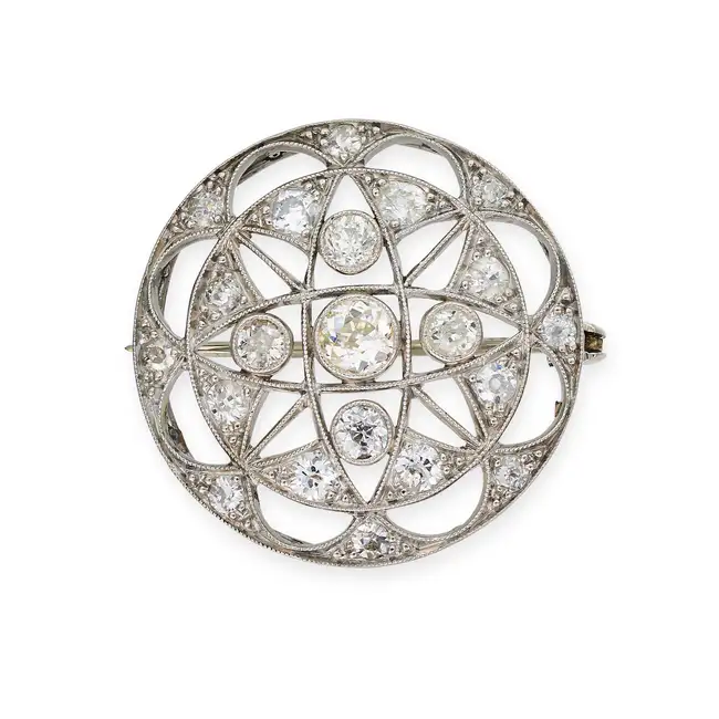 AN ANTIQUE DIAMOND BROOCH the circular openwork brooch set with old cut diamonds, no assay marks,
