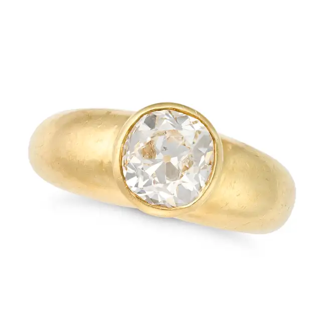 A FINE OLD CUT DIAMOND SOLITAIRE DIAMOND RING in 18ct yellow gold, set with an old cut diamond of