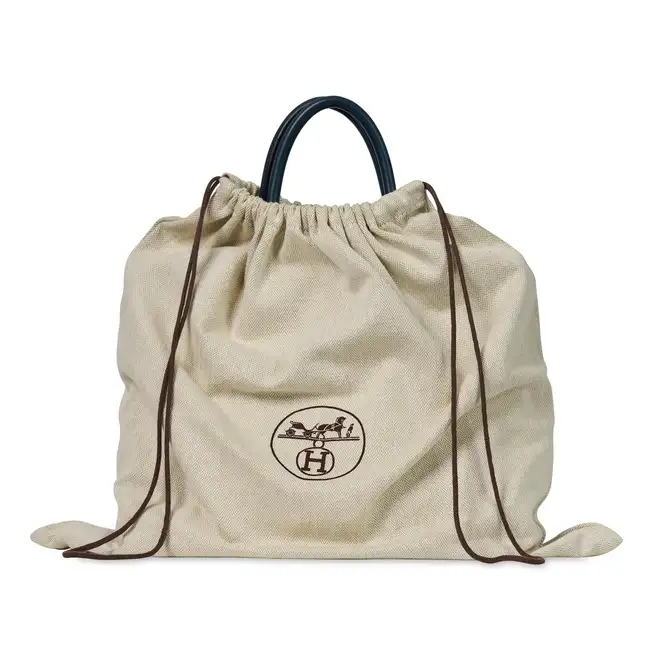 HERMÈS BLEU DE PRESSE SWIFT BIRKIN 30 BAG  Condition grade B-.  Bleu De Presse Swift leather