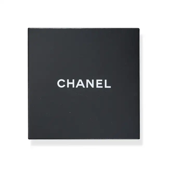 CHANEL, A CRYSTAL MEDALLION NECKLACE comprising a curb link chain with six Chanel medallions