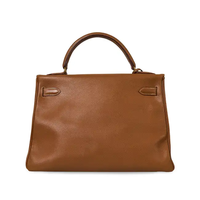 NO RESERVE - HERMÈS GOLD COURCHEVEL KELLY RETOURNE 32 BAG  Condition grade C+.  Gold Courchevel