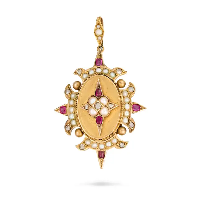 AN ANTIQUE VICTORIAN PEARL, RUBY AND DIAMOND BROOCH / PENDANT set with seed pearls, accented by rose