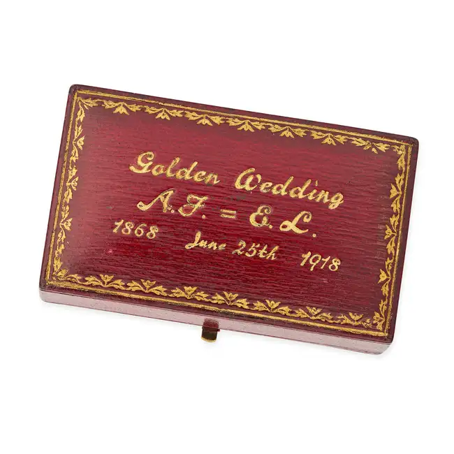 A PAIR OF ANTIQUE PEARL AND ENAMEL PILL POTS comprising two pill pots decorated with blue enamel,