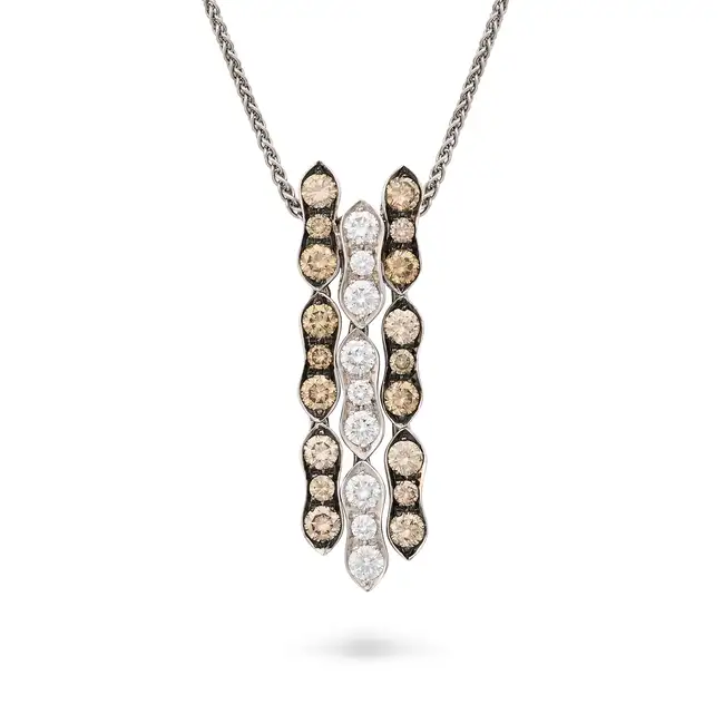 PICCHIOTTI, A DIAMOND PENDANT NECKLACE in 18ct white gold, the pendant comprising three