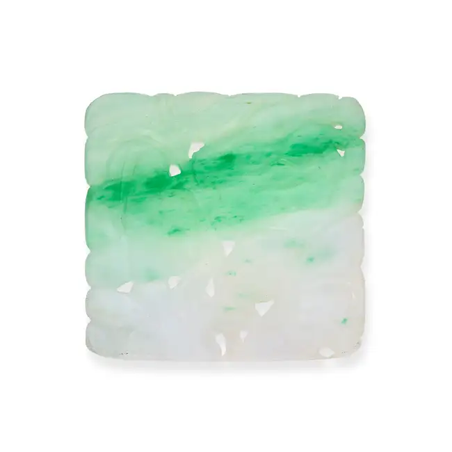 A JADEITE JADE PLAQUE the square plaque carved in foliate design, 3.2cm, 9.0g.