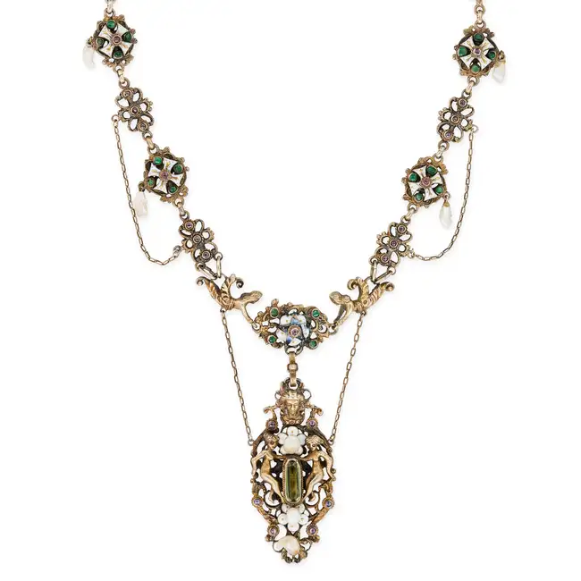 A FINE ANTIQUE RENAISSANCE REVIVAL GEM SET AND ENAMEL PENDANT NECKLACE, CIRCA 1870'S comprising a