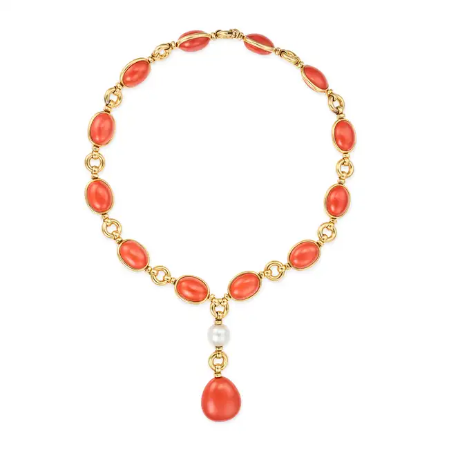 CHANEL, A FINE CORAL AND PEARL PENDANT NECKLACE, CIRCA 1980 in 18ct yellow gold, comprising a row of