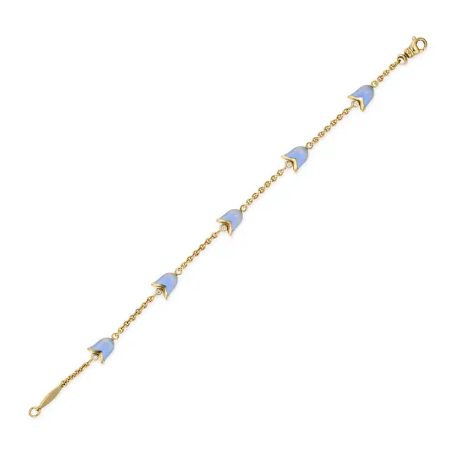 VICTOR MAYER FOR FABERGE, A DIAMOND AND ENAMEL LILY OF THE VALLEY BRACELET in 18ct yellow gold,