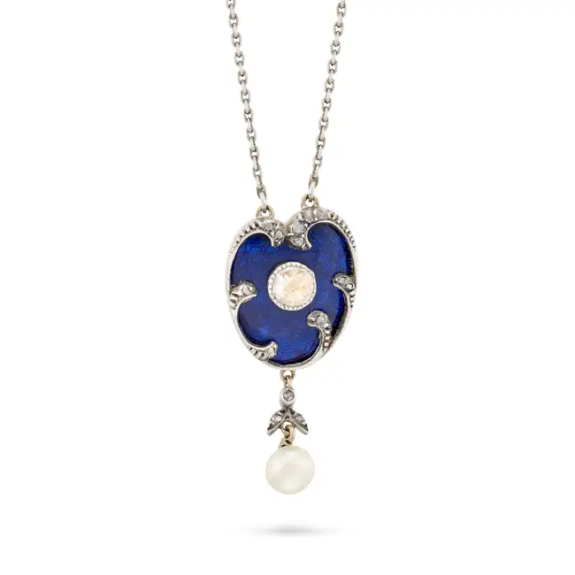AN ANTIQUE ART NOUVEAU DIAMOND, PEARL AND ENAMEL PENDANT NECKLACE the pendant designed as a stylised