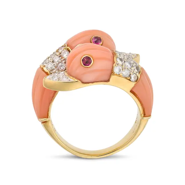 A VINTAGE CORAL, RUBY AND DIAMOND DUCK RING in 18ct yellow gold, in crossover design, designed as