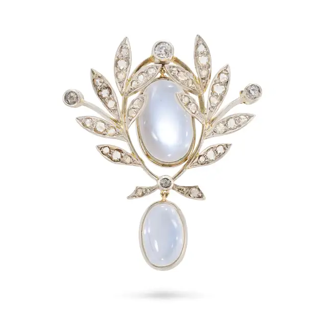 AN ANTIQUE MOONSTONE AND DIAMOND BROOCH designed as a laurel wreath set with rose and old cut