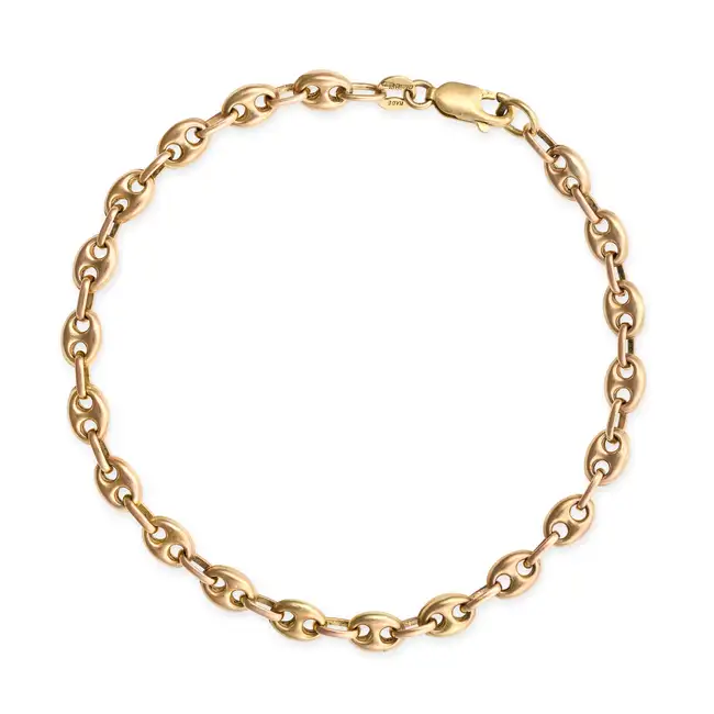 ALBION CRAFT & CO., A GOLD MARINER LINK BRACELET in 9ct yellow gold, comprising a row of mariner