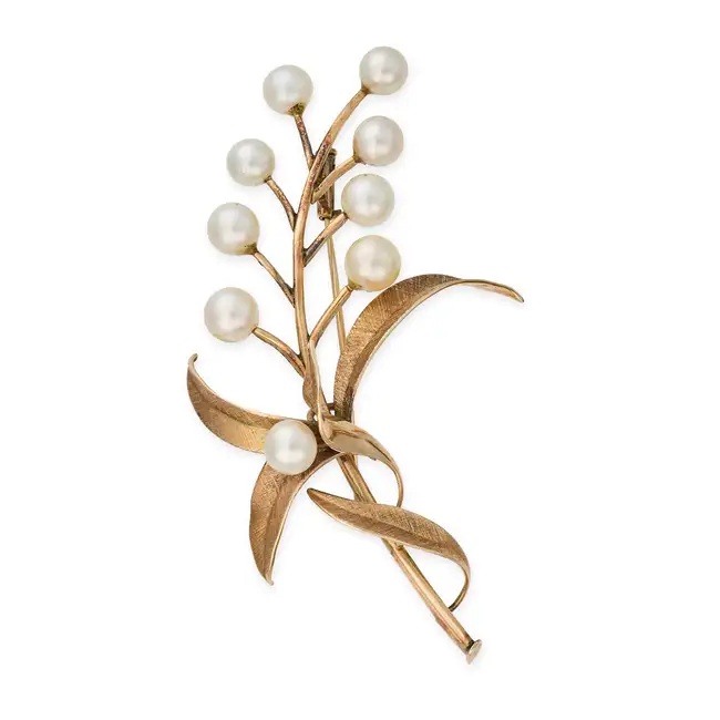 A VINTAGE PEARL FLORAL SPRAY BROOCH in 14ct rose gold, designed as a stylised floral spray set