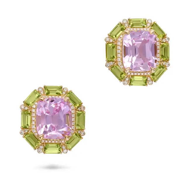 NO RESERVE - A PAIR OF KUNZITE, PERIDOT AND DIAMOND EARRINGS in yellow gold, each set with a cushion