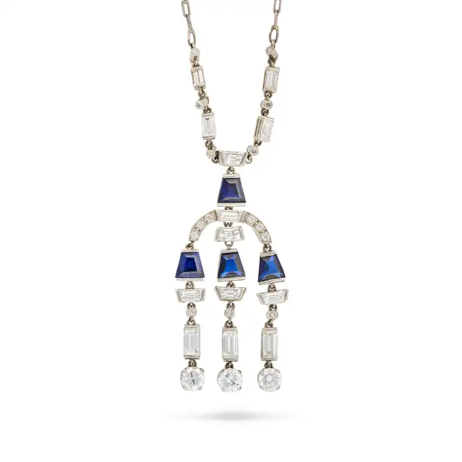 A FINE ART DECO SAPPHIRE AND DIAMOND PENDANT NECKLACE the pendant of articulated design, set with