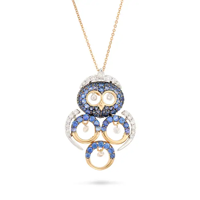 A SAPPHIRE AND DIAMOND OWL PENDANT NECKLACE in 18ct rose gold, the pendant designed as an owl pave