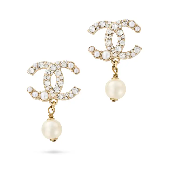 CHANEL, A PAIR OF FAUX PEARL AND CRYSTAL CC HEART EARRINGS each comprising an interlocking CC logo