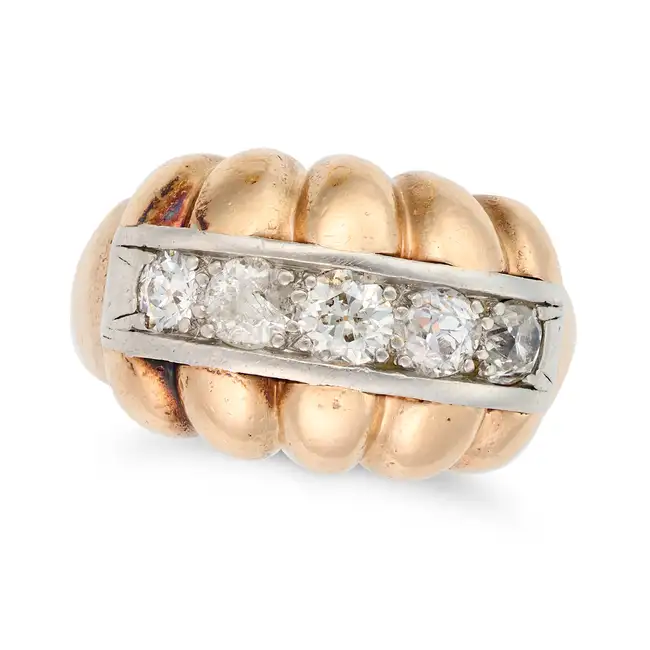 NO RESERVE - A RETRO DIAMOND DRESS RING in 14ct yellow gold and white gold, the band set with a