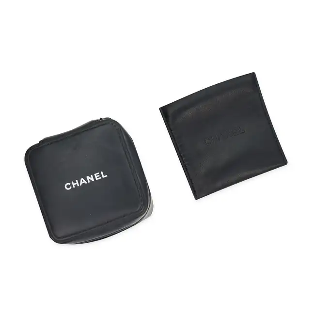 CHANEL, A J12 LADIES WRISTWATCH, ref. H0681, in black ceramic and steel, the circular case with