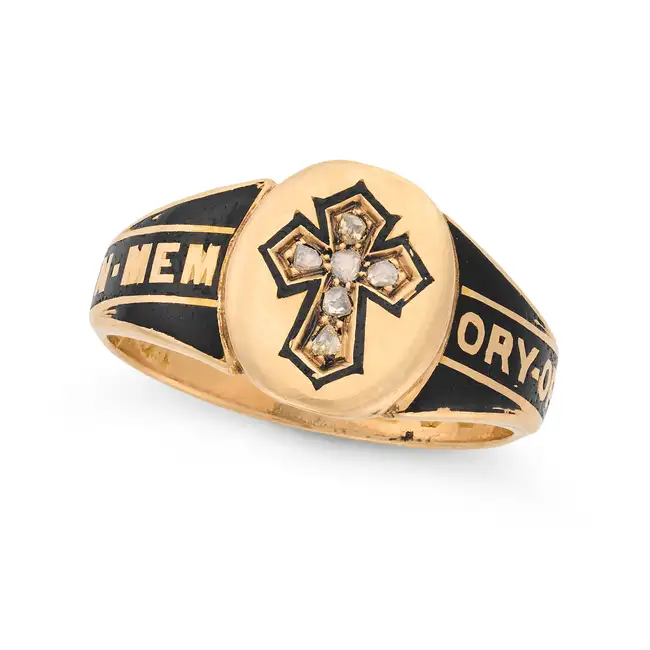 AN ANTIQUE VICTORIAN DIAMOND AND ENAMEL MOURNING RING, 1867 in 18ct yellow gold, set with rose cut