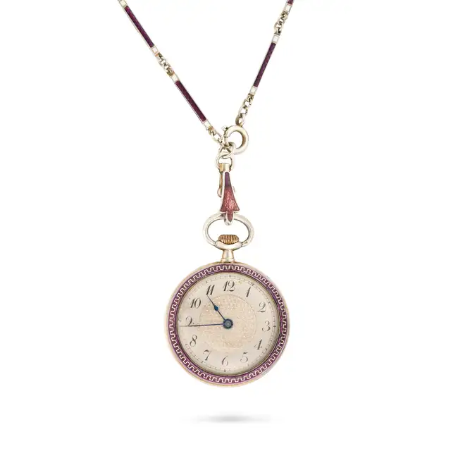AN ANTIQUE ENAMEL POCKET WATCH PENDANT NECKLACE, EARLY 20TH CENTURY the pocket watch decorated