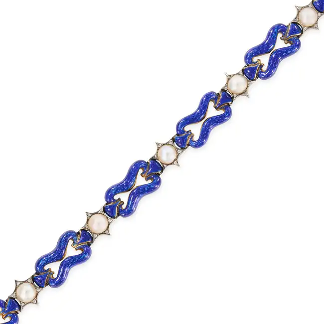 AN ANTIQUE PEARL, ENAMEL AND DIAMOND BRACELET in yellow gold and silver, comprising links relieved