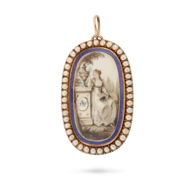 NO RESERVE - AN ANTIQUE GEORGIAN PEARL, ENAMEL AND HAIRWORK MOURNING BROOCH / PENDANT, CIRCA 1780 in