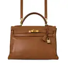 NO RESERVE - HERMÈS GOLD COURCHEVEL KELLY RETOURNE 32 BAG  Condition grade C+.  Gold Courchevel