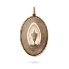NO RESERVE - AN ANTIQUE GEORGIAN HAIRWORK DOUBLE SIDED MOURNING PENDANT, CIRCA 1789 in yellow