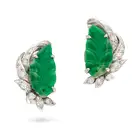 A PAIR OF VINTAGE JADEITE JADE AND DIAMOND CLIP EARRINGS each set with a jadeite jade carved to