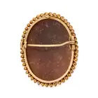 NO RESERVE - A VINTAGE SHELL CAMEO BROOCH, 1977 in 9ct yellow gold, set with an oval shell cameo