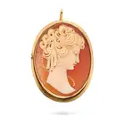 NO RESERVE - A VINTAGE SHELL CAMEO BROOCH / PENDANT in 18ct yellow gold, set with an oval shell