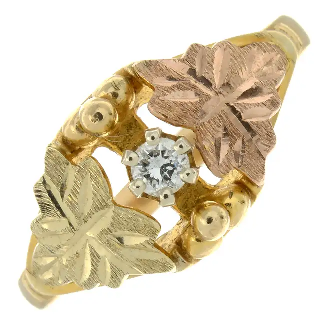 Diamond bicolour leaf dress ring