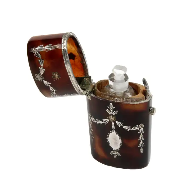 Georgian pique work scent bottle