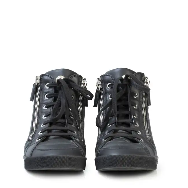 Chanel - trainers