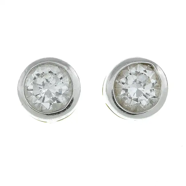 18ct gold diamond single-stone stud earrings