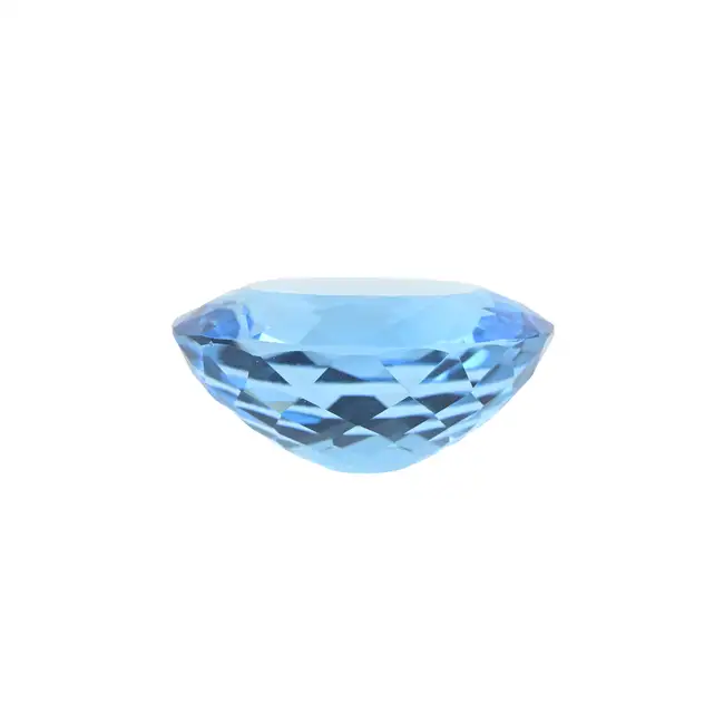 Oval-shape blue topaz, 110.90ct