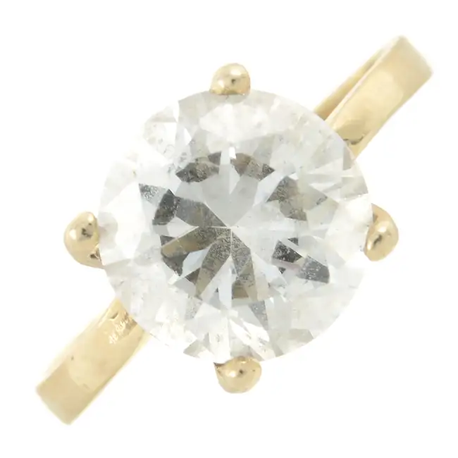 Cubic zirconia single-stone ring