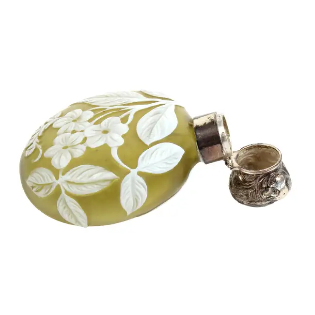 Victorian yellow cameo circular scent bottle 