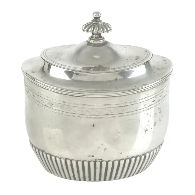 Victorian silver tea caddy 