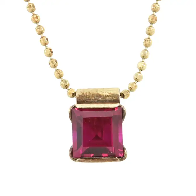 Synthetic ruby pendant, with chain