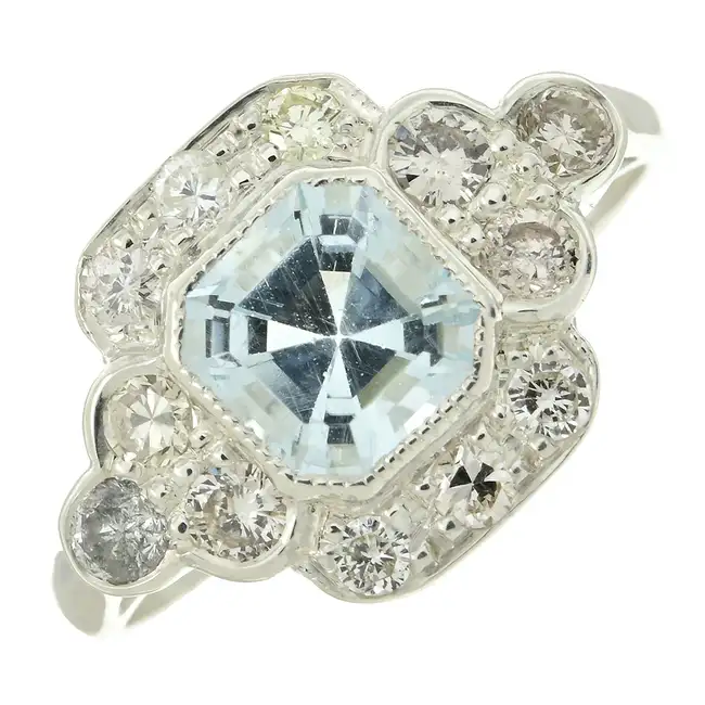Aquamarine & diamond dress ring