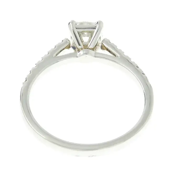 Platinum diamond ring