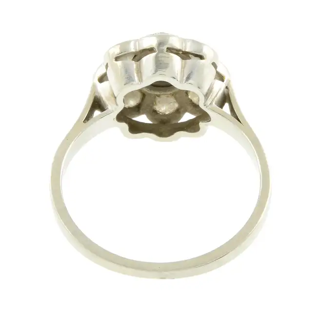 Diamond cluster ring