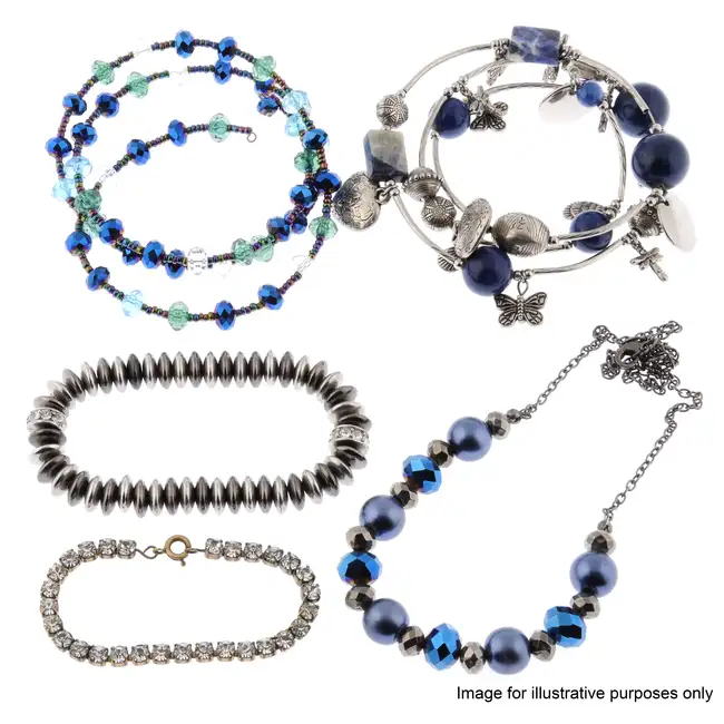 Assorted costume and fashion jewellery, many AF