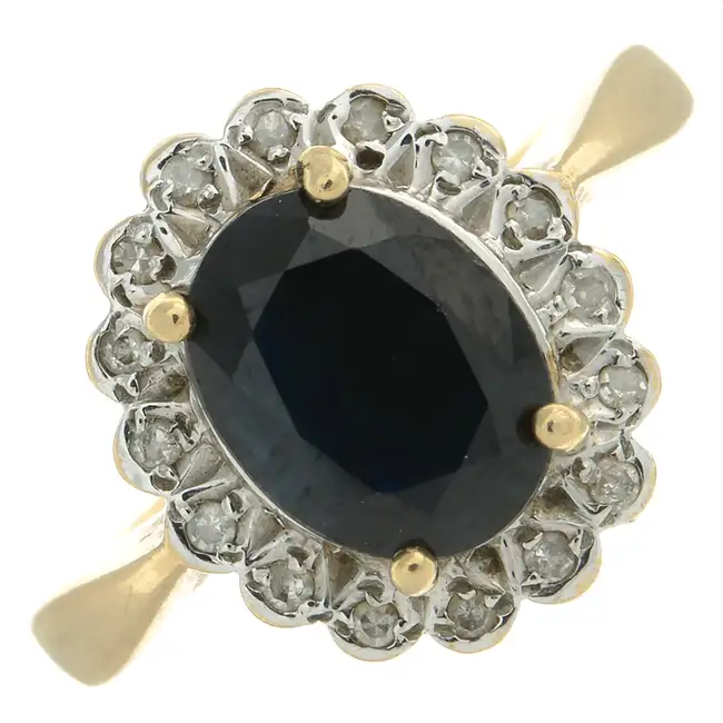 9ct gold sapphire & diamond cluster ring