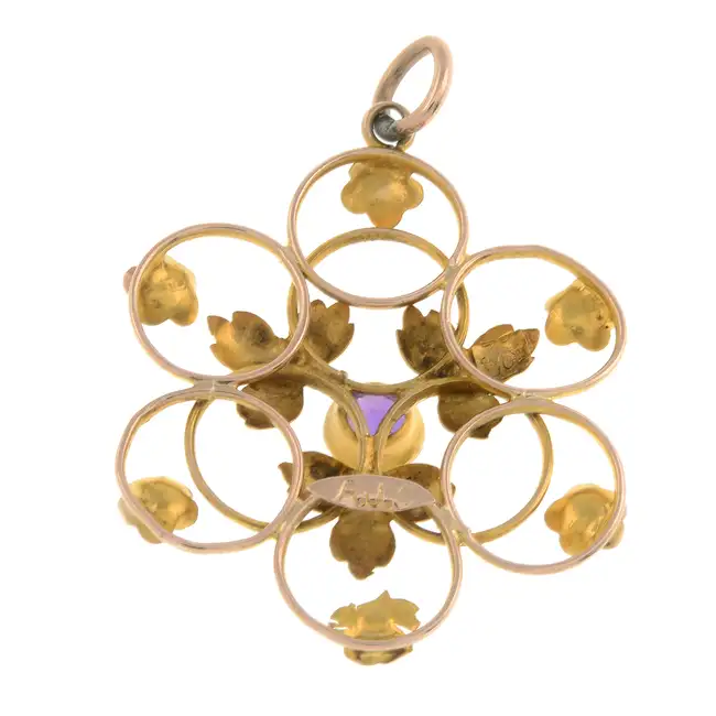 Early 20th century amethyst floral pendant