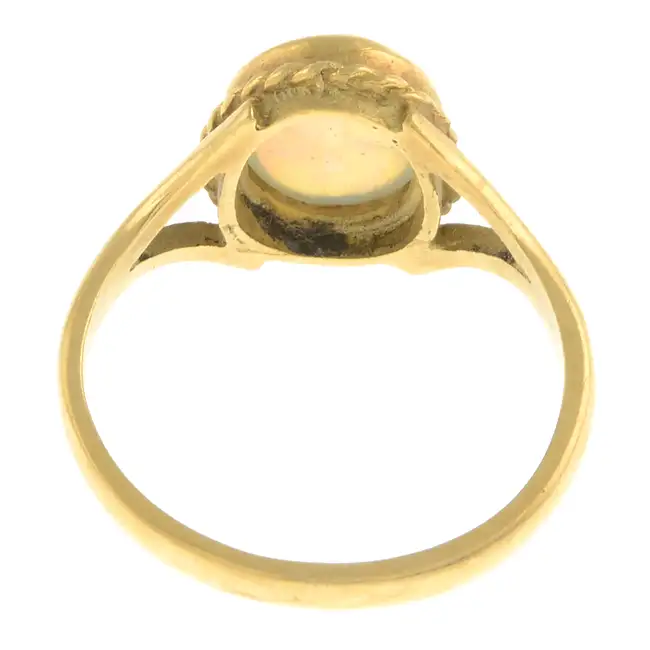 18ct gold opal single-stone ring